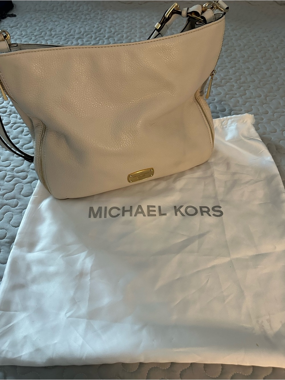 Michael Kors Pebbled Cream Leather Shoulder Hobo with Gold Hardware